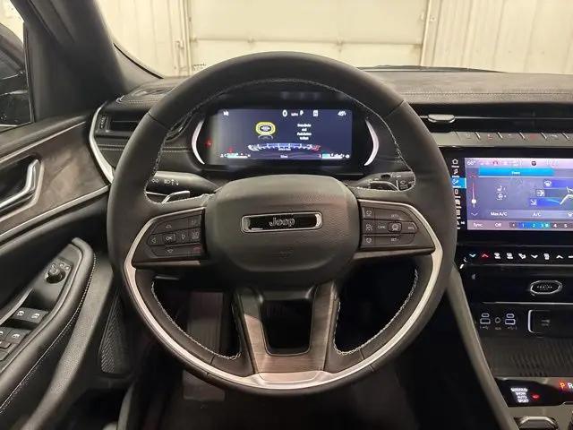 2026 Jeep Grand Cherokee L Altitude 4x4