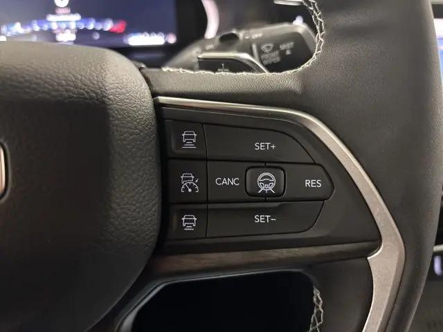 2026 Jeep Grand Cherokee L Altitude 4x4