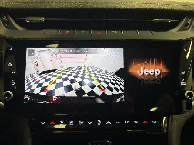 2026 Jeep Grand Cherokee L Altitude 4x4