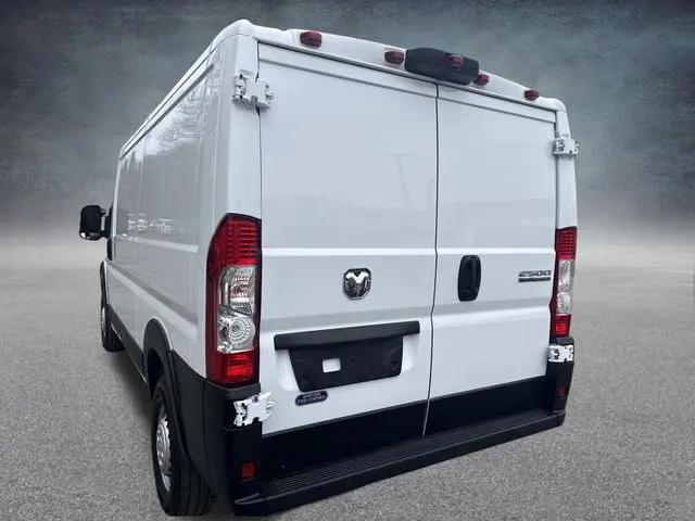 2025 Ram ProMaster 2500 Cargo Van Tradesman Low Roof 136" WB w/Pass Seat