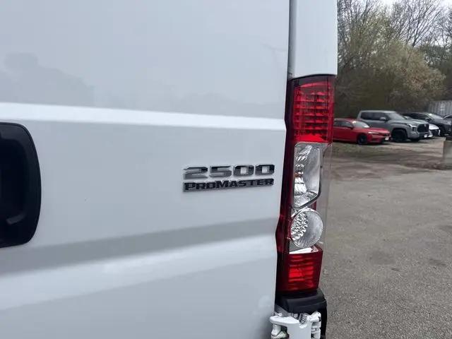 2025 Ram ProMaster 2500 Cargo Van Tradesman Low Roof 136" WB w/Pass Seat
