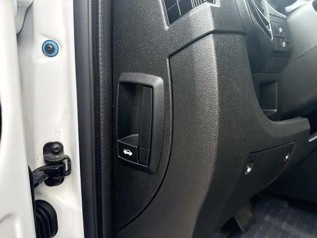 2025 Ram ProMaster 2500 Cargo Van Tradesman Low Roof 136" WB w/Pass Seat