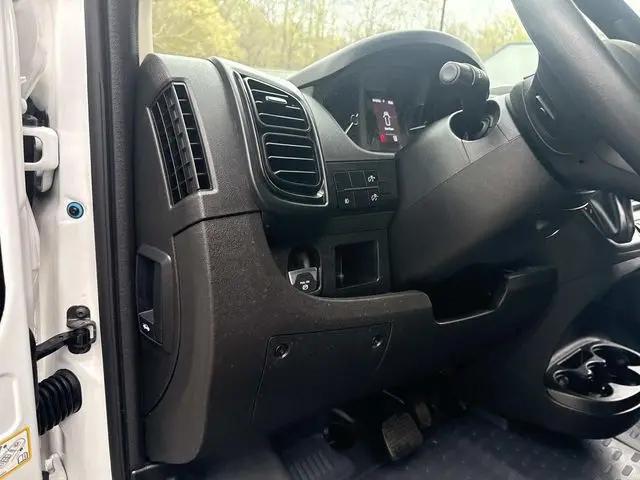 2025 Ram ProMaster 2500 Cargo Van Tradesman Low Roof 136" WB w/Pass Seat