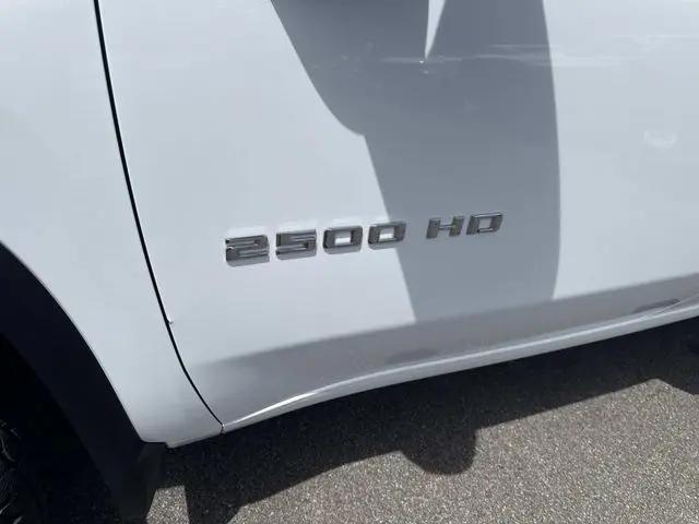 2022 Chevrolet Silverado 2500HD 2WD Regular Cab Long Bed WT