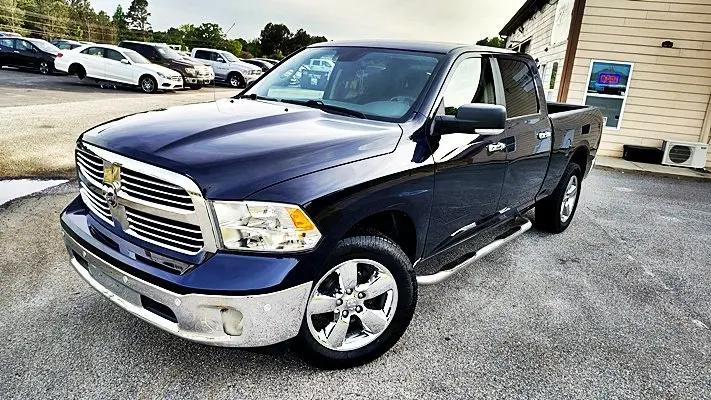 2017 Ram 1500 Big Horn Crew Cab 4x4 6'4" Box