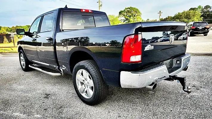 2017 Ram 1500 Big Horn Crew Cab 4x4 6'4" Box