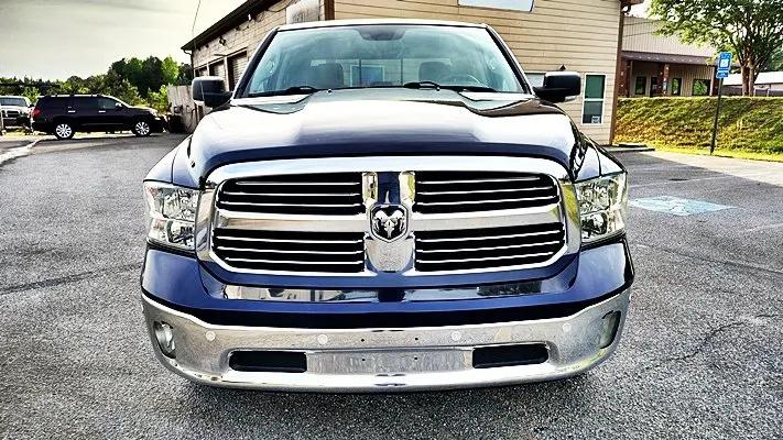 2017 Ram 1500 Big Horn Crew Cab 4x4 6'4" Box
