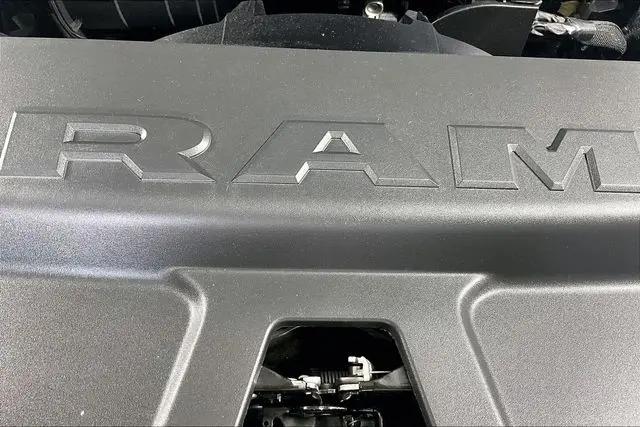 2025 Ram 1500 Lone Star Crew Cab 4x4 57 Box
