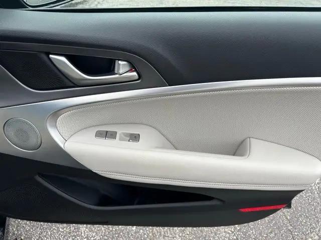 2025 Genesis G70 2.5T RWD
