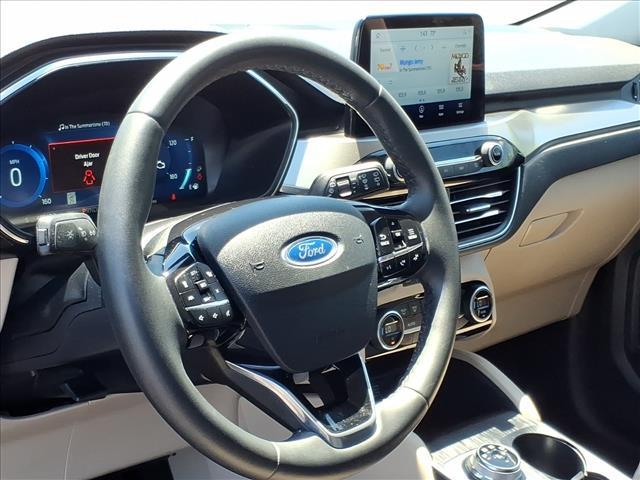 2021 Ford Escape Titanium Hybrid