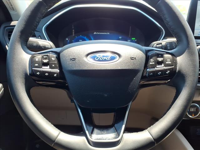 2021 Ford Escape Titanium Hybrid