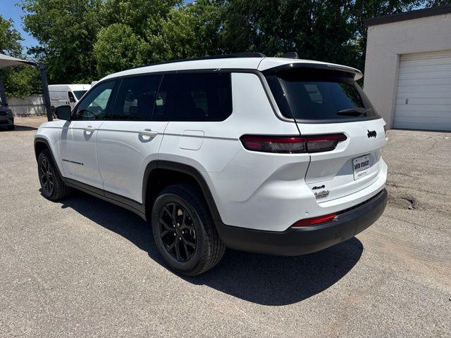 2026 Jeep Grand Cherokee L Altitude 4x4