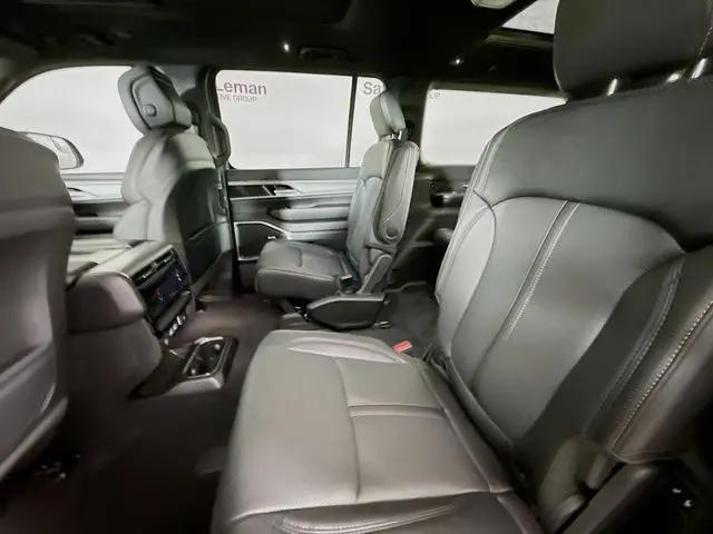 2026 Jeep Grand Wagoneer 4x4