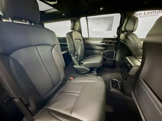 2026 Jeep Grand Wagoneer 4x4