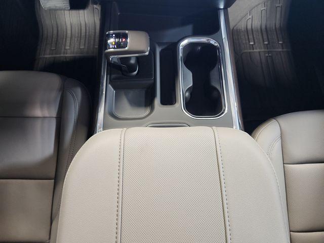 2026 GMC Sierra 1500 Crew Cab, Standard Bed, SLT, 4WD