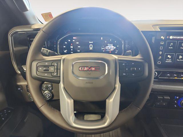 2026 GMC Sierra 1500 Crew Cab, Standard Bed, SLT, 4WD