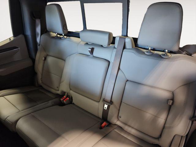 2026 GMC Sierra 1500 Crew Cab, Standard Bed, SLT, 4WD