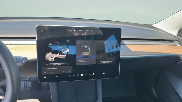 2021 Tesla Model 3 Standard Range Plus Rear-Wheel Drive