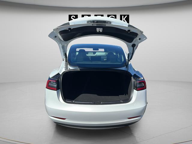 2021 Tesla Model 3 Standard Range Plus Rear-Wheel Drive