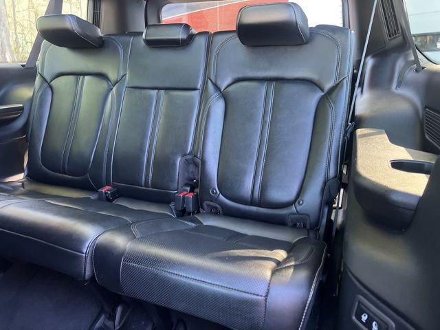 2023 Jeep Wagoneer Series II Carbide 4x4