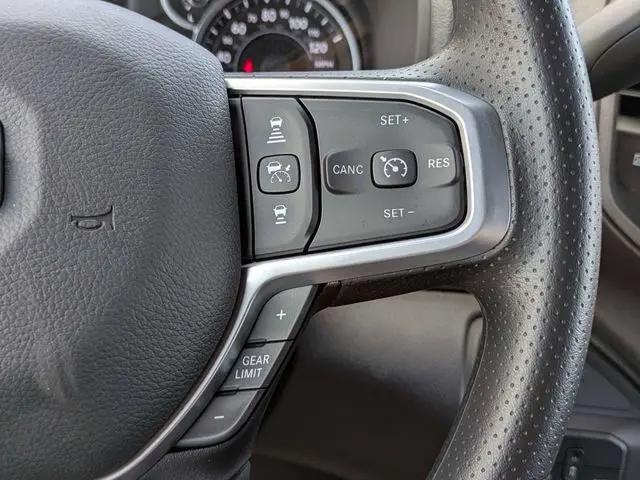 2026 Ram 2500 Black Express Crew Cab 4x4 64 Box