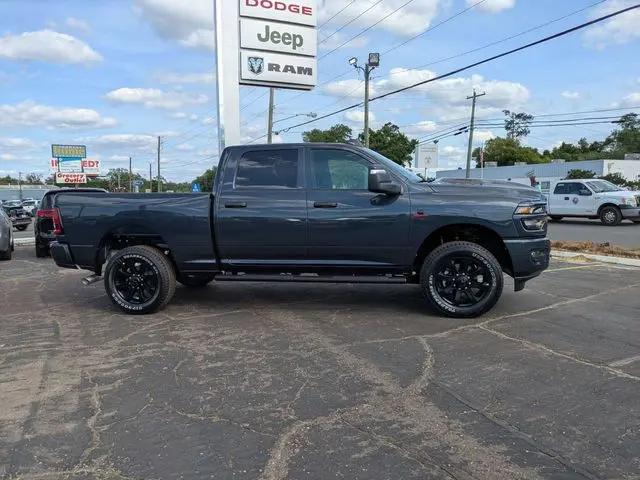 2026 Ram 2500 Black Express Crew Cab 4x4 64 Box