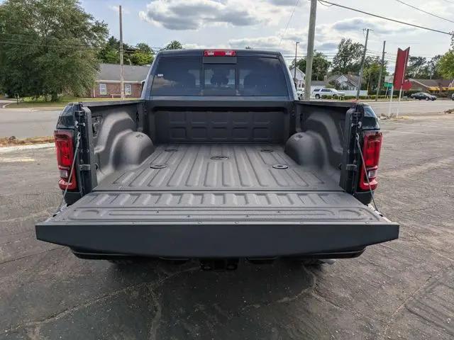 2026 Ram 2500 Black Express Crew Cab 4x4 64 Box