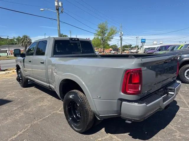 2026 Ram 3500 Limited Crew Cab 4x4 8' Box