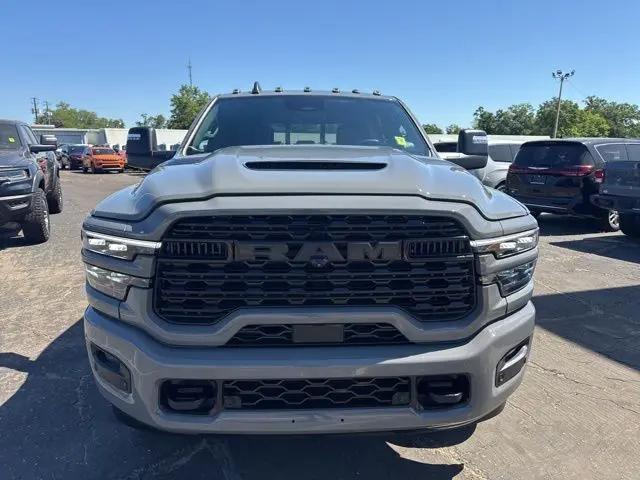 2026 Ram 3500 Limited Crew Cab 4x4 8' Box