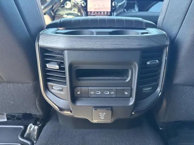 2026 Ram 3500 Limited Crew Cab 4x4 8' Box