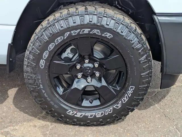 2026 Ram 1500 Warlock Crew Cab 4x4 5'7" Box