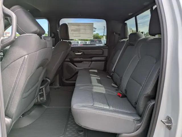 2026 Ram 1500 Warlock Crew Cab 4x4 5'7" Box