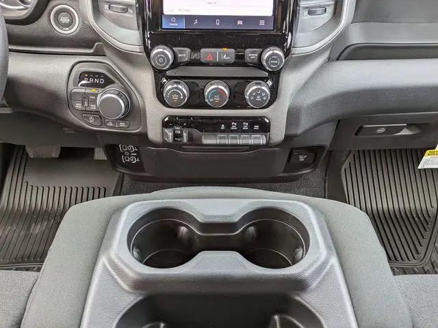 2026 Ram 1500 Warlock Crew Cab 4x4 5'7" Box