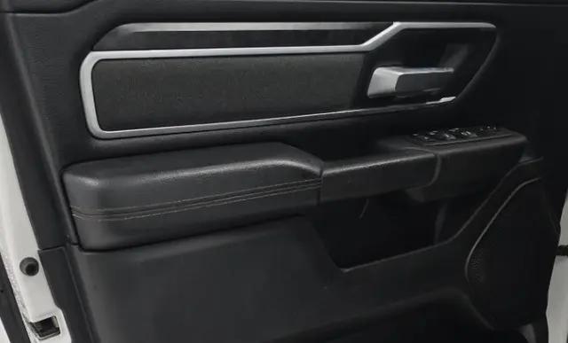 2021 Ram 1500 Big Horn Crew Cab 4x4 5'7" Box