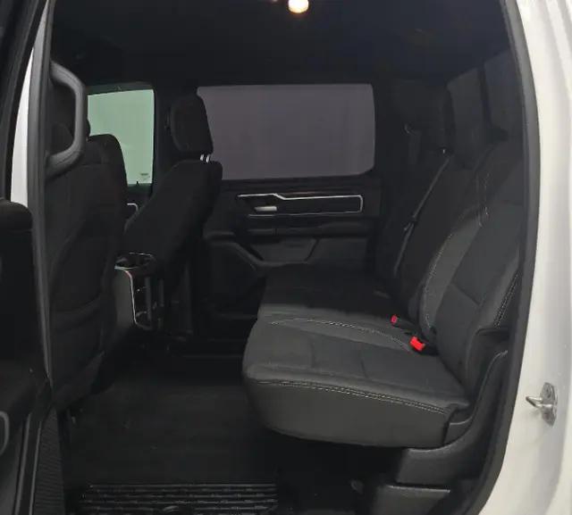 2021 Ram 1500 Big Horn Crew Cab 4x4 5'7" Box