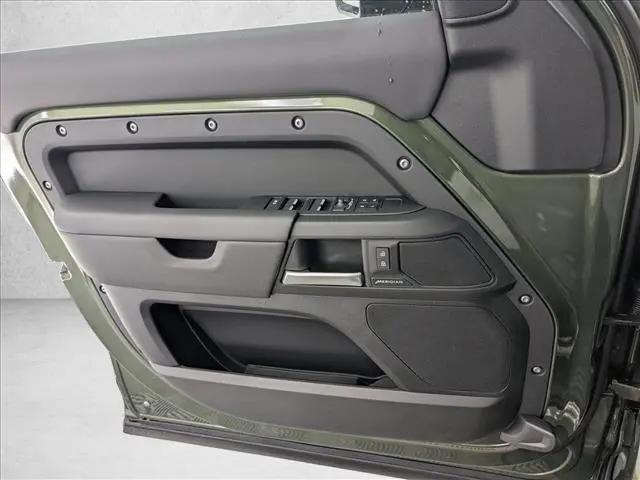 2026 Land Rover Defender P300 S