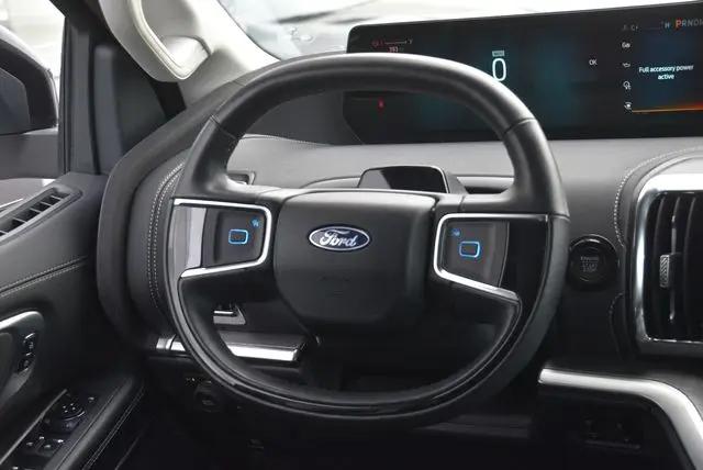 2025 Ford Expedition Platinum MAX