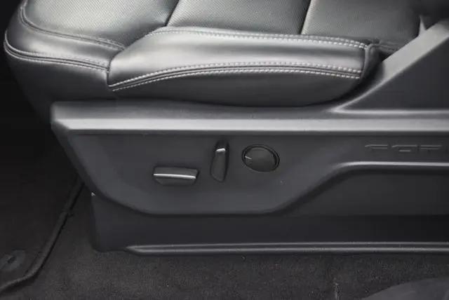2025 Ford Expedition Platinum MAX