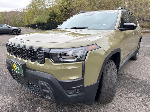 2026 Jeep Cherokee Laredo 4x4