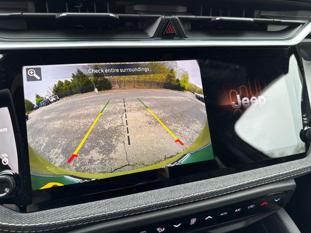 2026 Jeep Cherokee Laredo 4x4