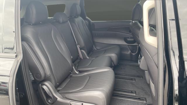 2026 Kia Carnival MPV SX