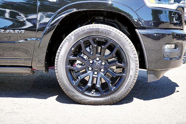 2026 Ram 1500 Limited Crew Cab 4x4 5'7" Box