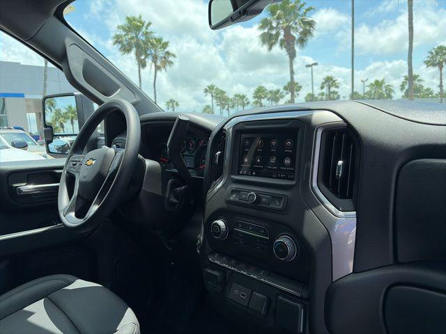 2026 Chevrolet Silverado 3500HD Crew Cab, Long Bed, WT Dual Rear Wheel, RWD