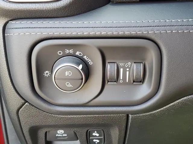 2020 Ram 1500 Limited Crew Cab 4x4 5'7" Box
