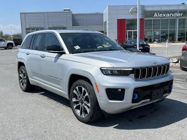 2023 Jeep Grand Cherokee Overland for sale in Muncy, PA