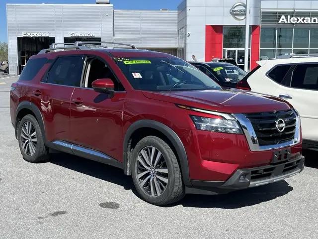 2022 Nissan Pathfinder Platinum 4WD for sale in Muncy, PA