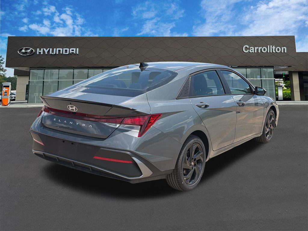 New 2026 Gray HYUNDAI SEL Sport image 6