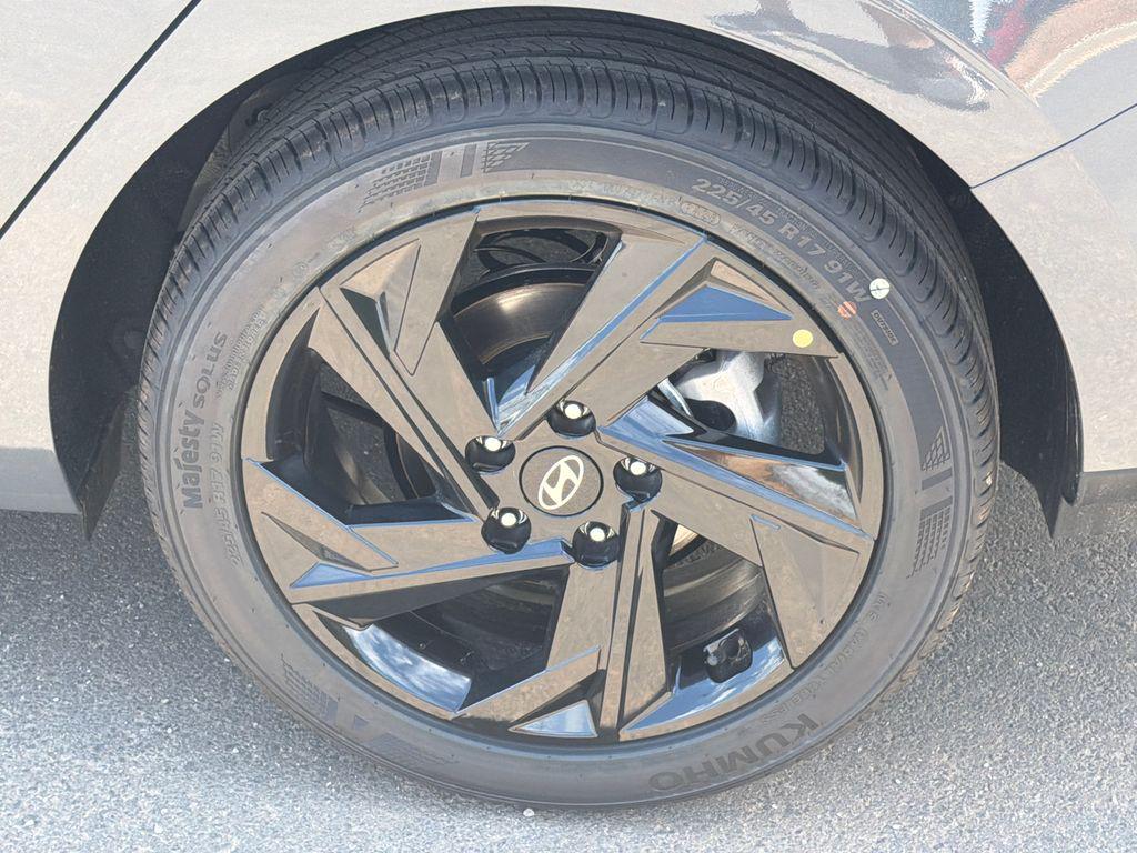 New 2026 Gray HYUNDAI SEL Sport image 20