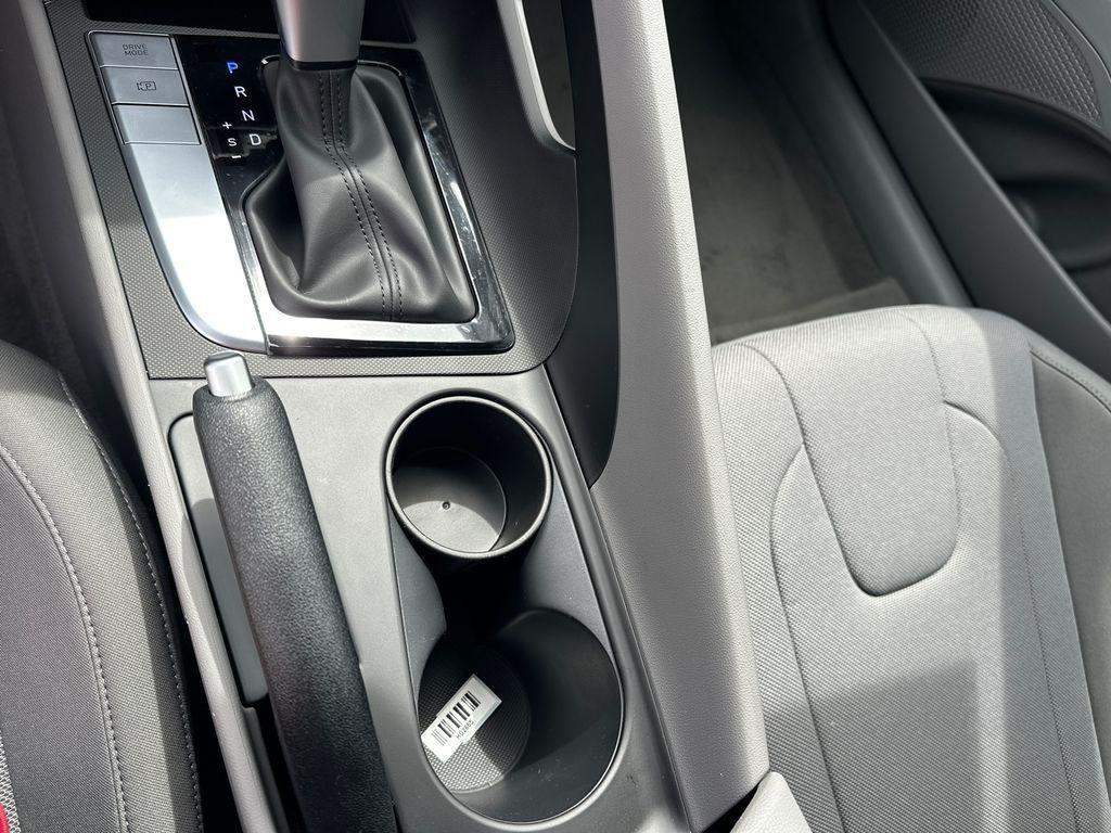 New 2026 Gray HYUNDAI SE image 31