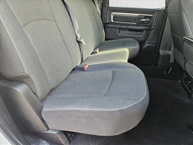 2024 Ram 1500 Classic Warlock Crew Cab 4x2 5'7" Box